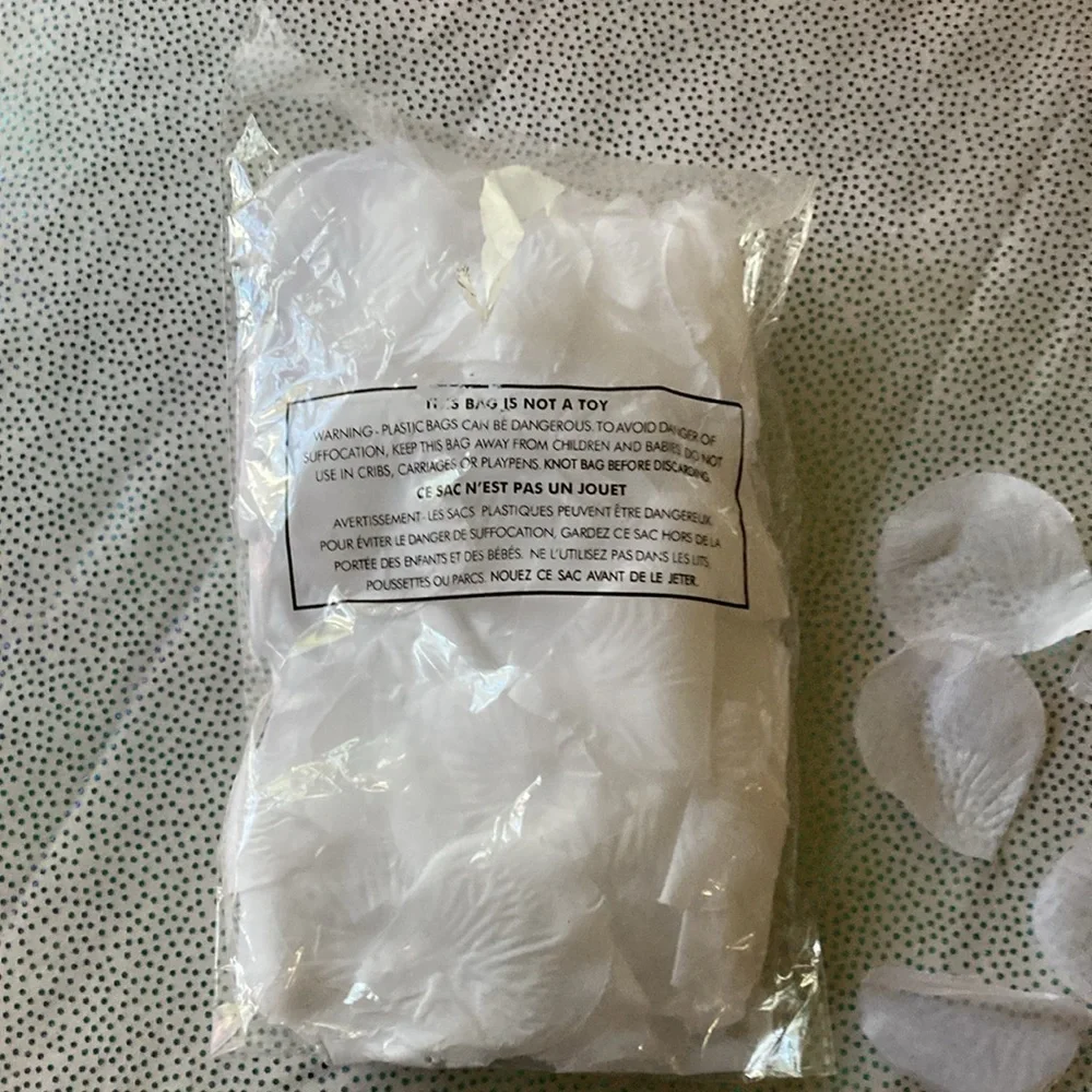 White rose petals silk 1 pack  used details accessories